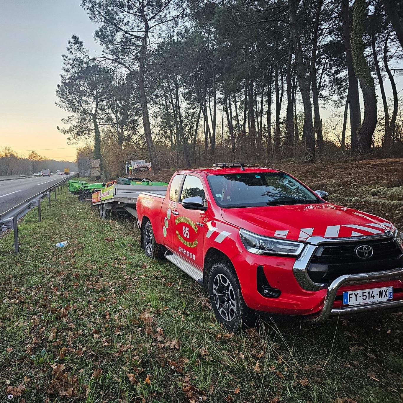 Débroussaillage abords autoroute Débroussaillage85