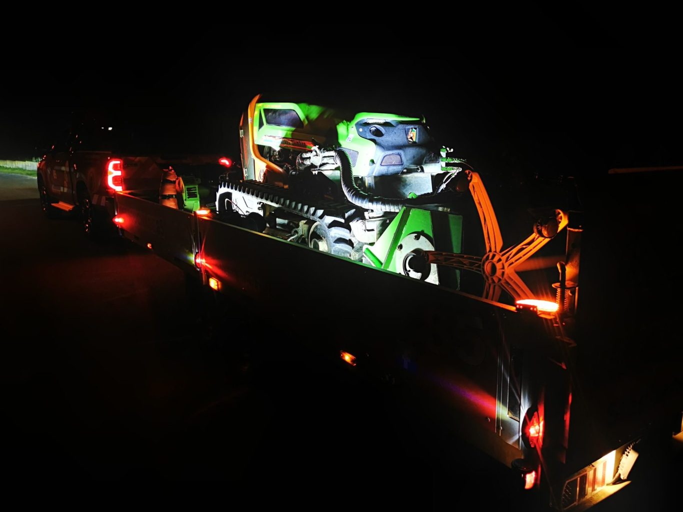 LV500 PRO SUR REMORQUE NUIT LV500 PRO SUR REMORQUE NUIT