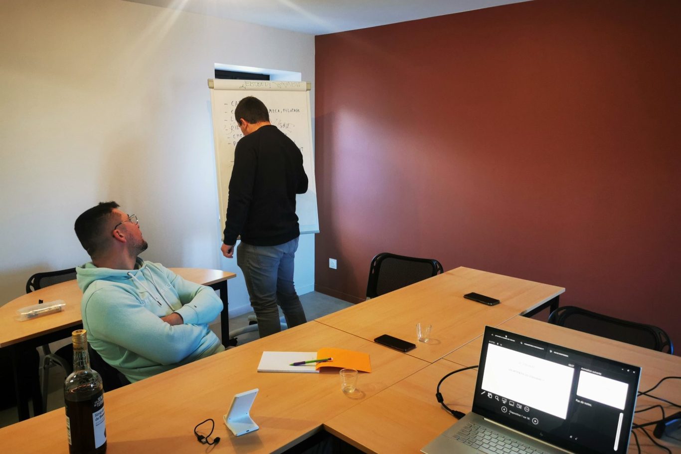 Formation pilote de robot radiocommandé Débroussaillage85